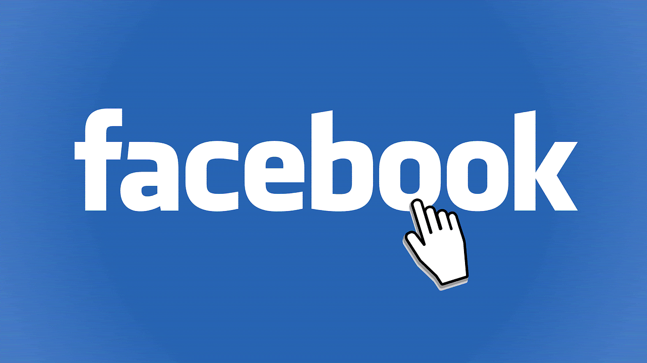 עכבר על לוגו של פייסבוק