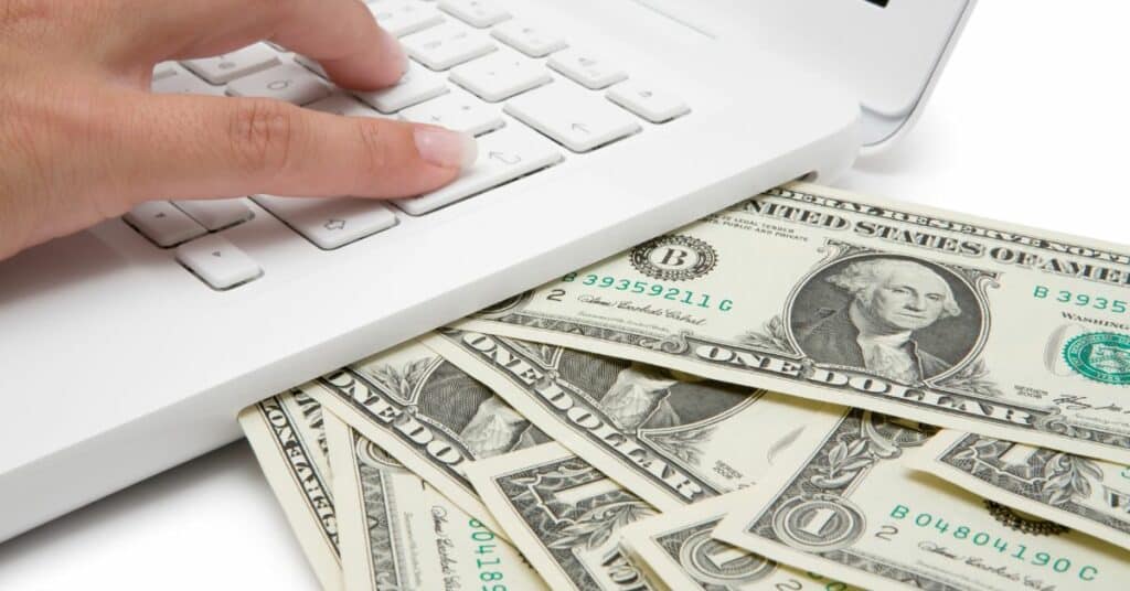 6 דברים שיעזרו לכם להרוויח כסף באינטרנט